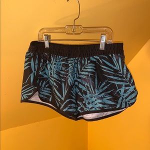 WOMENS SHORTS FOR SALE✨